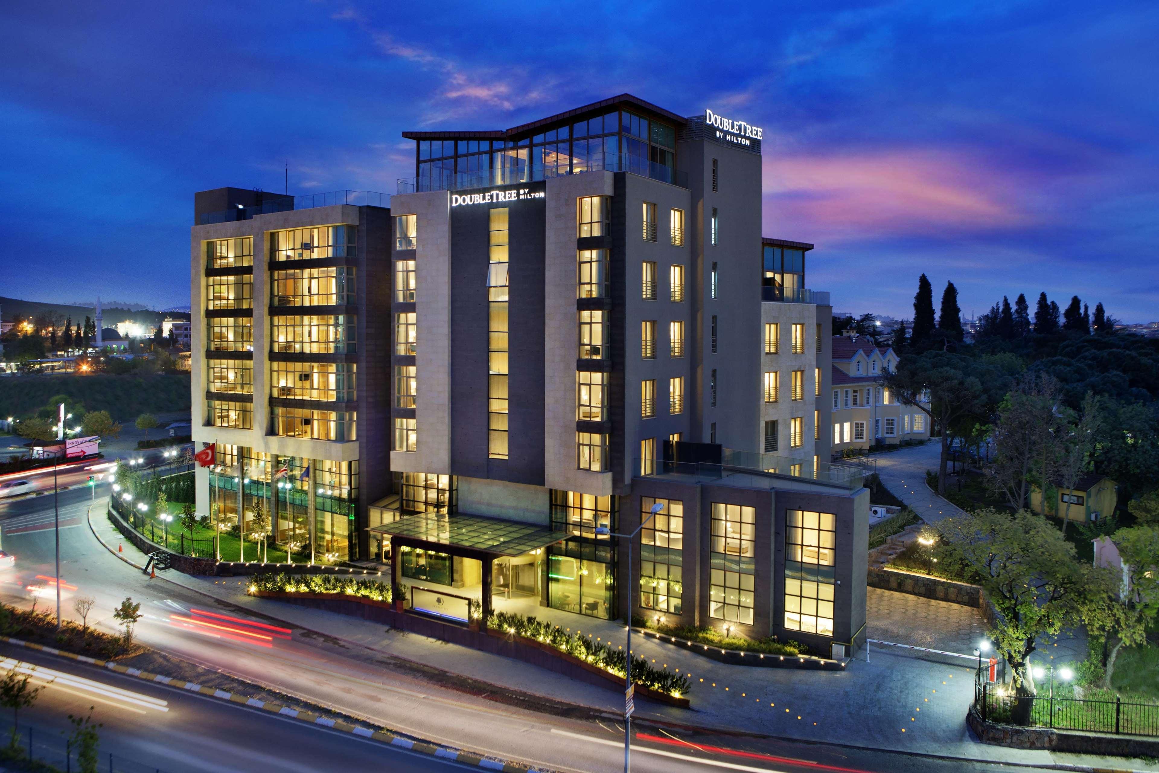 Doubletree By Hilton Hotel Istanbul - Tuzla Exterior foto