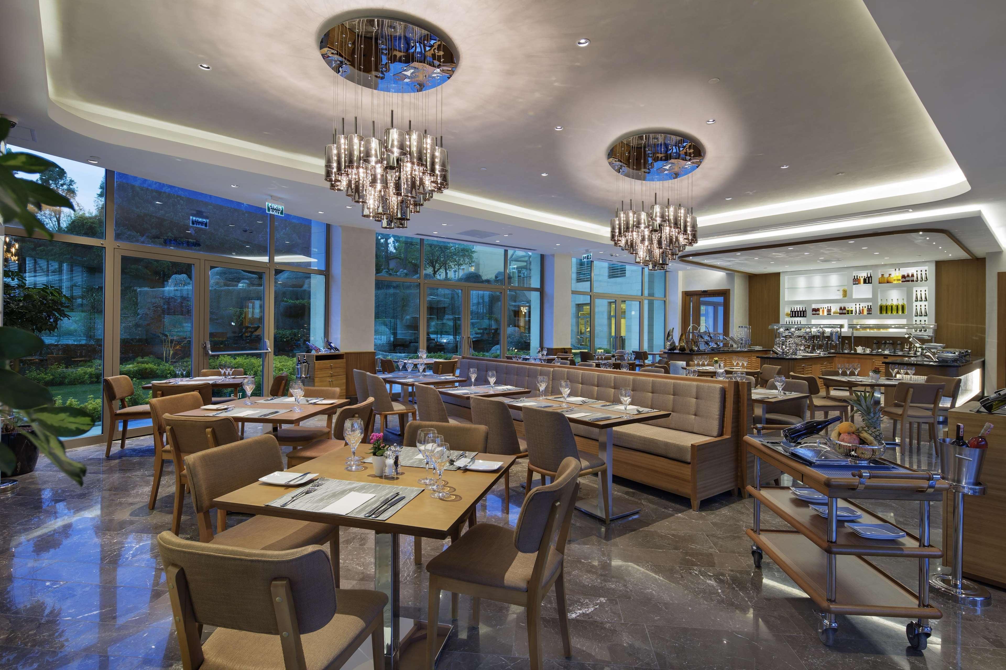 Doubletree By Hilton Hotel Istanbul - Tuzla Exterior foto